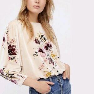 Free People Floral Velvet Bodysuit Small | Dolman Sleeve Keyhole Back